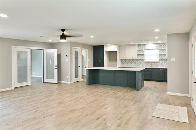 Building Photo - 202 Pine Branch Dr