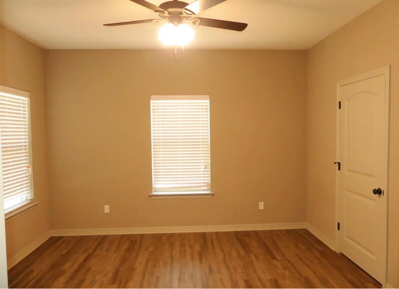 Building Photo - 101 Capps St