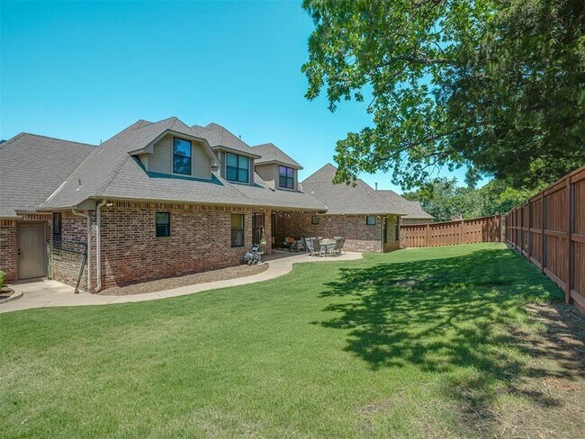 Building Photo - 4300 High Range Ln