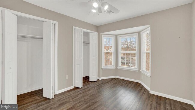Building Photo - 221 Allem Ln