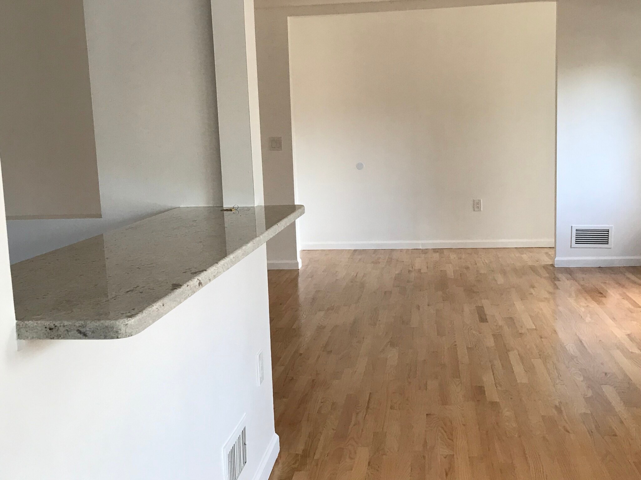 Building Photo - 25130 57th Ave