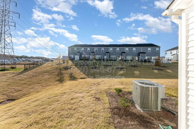 Building Photo - 2003 Old Rivers Rd