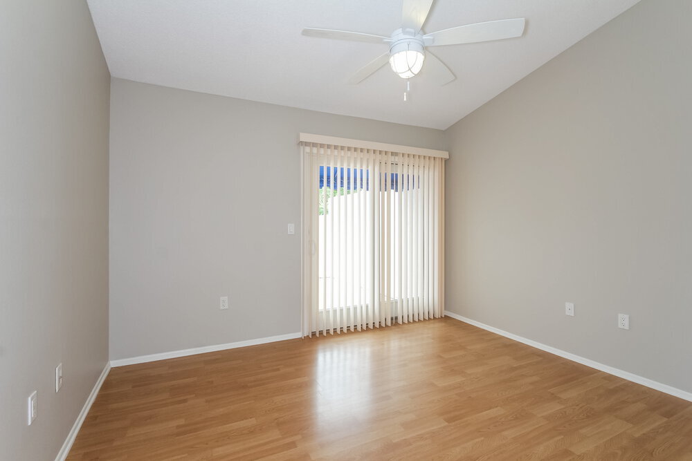 Building Photo - 825 Waterside Ln