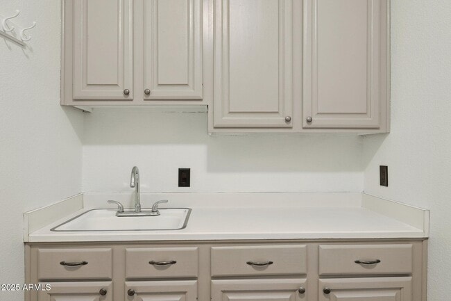 Building Photo - 12512 E Cortez Dr