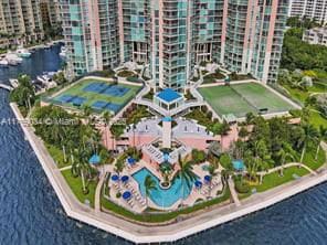 Building Photo - 3370 Hidden Bay Dr