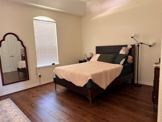 Building Photo - 4139 Scenic Valley Ln