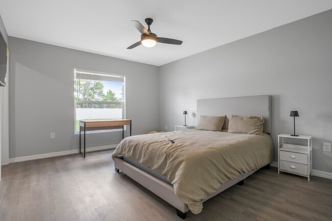Building Photo - 6827 San Bruno Dr