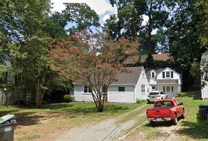Building Photo - 128 Shamrock Rd