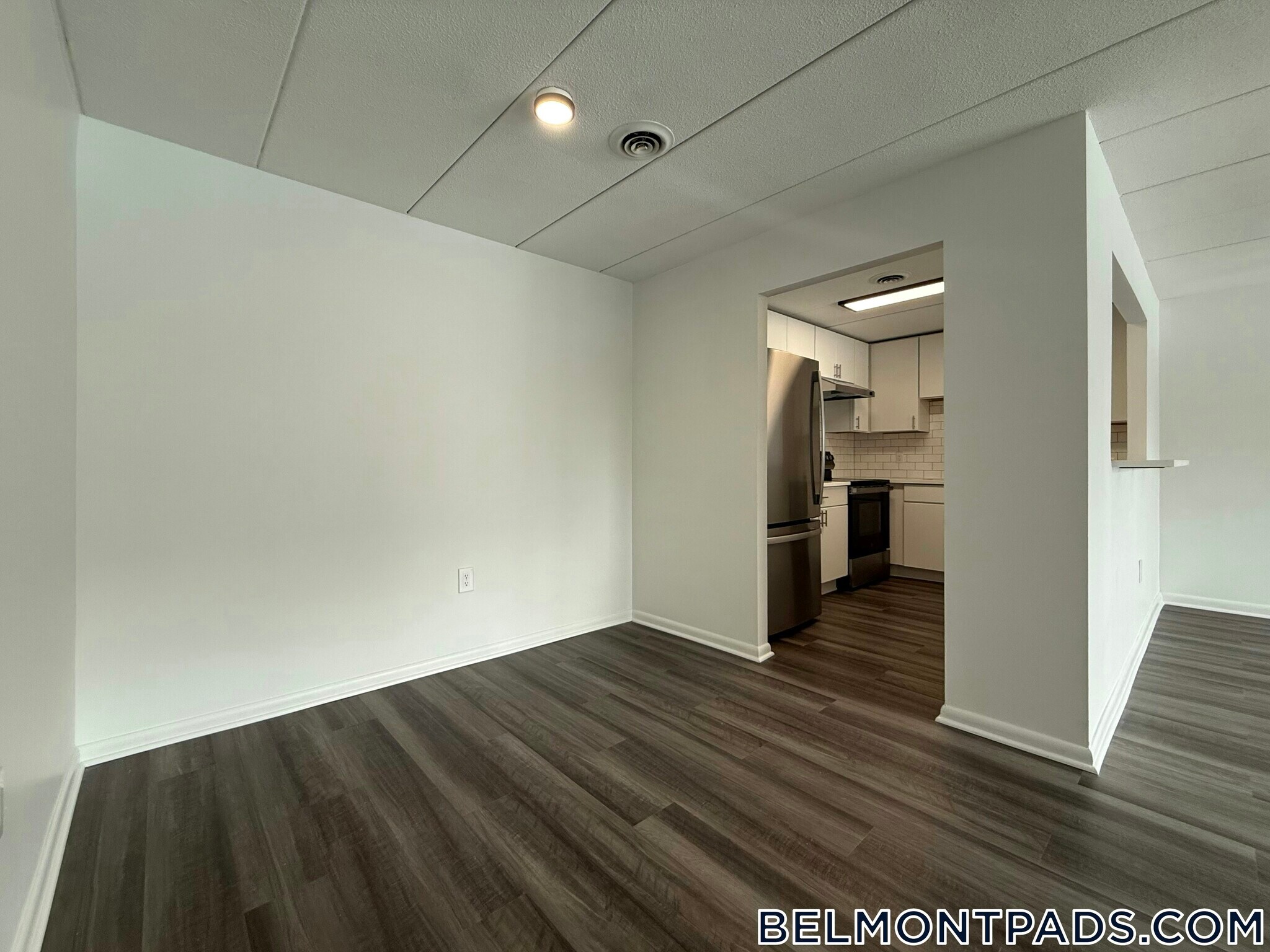 Building Photo - 55 Hill Rd