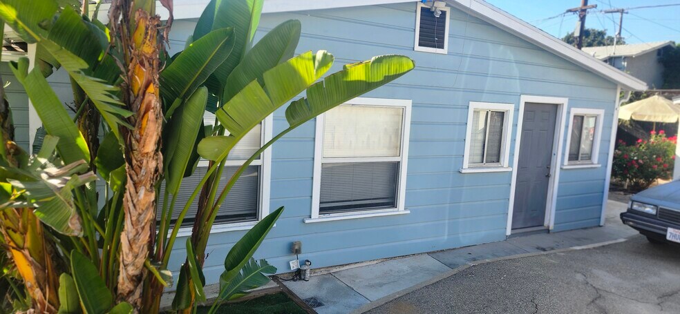 Primary Photo - 826 Orange Grove Pl