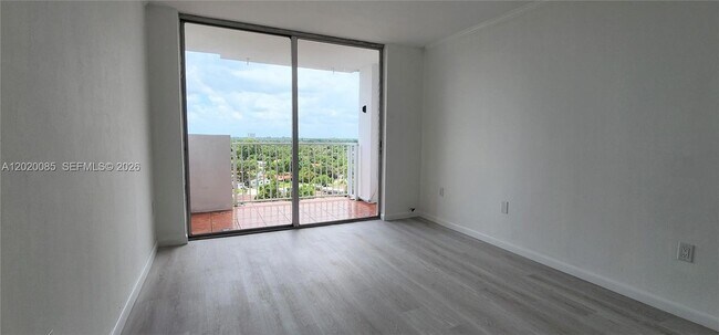 Building Photo - 1200 NE Miami Gardens Dr