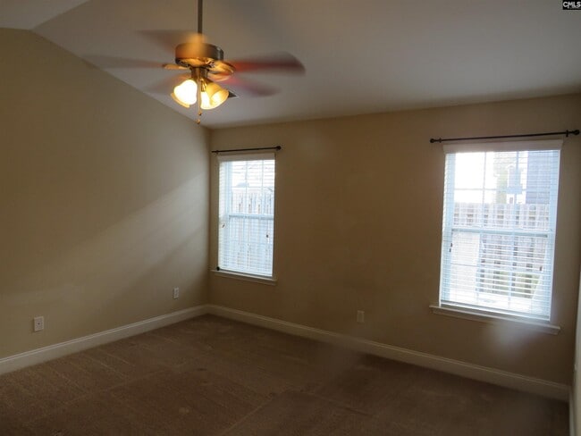 Building Photo - 242 Dawsons Park Dr