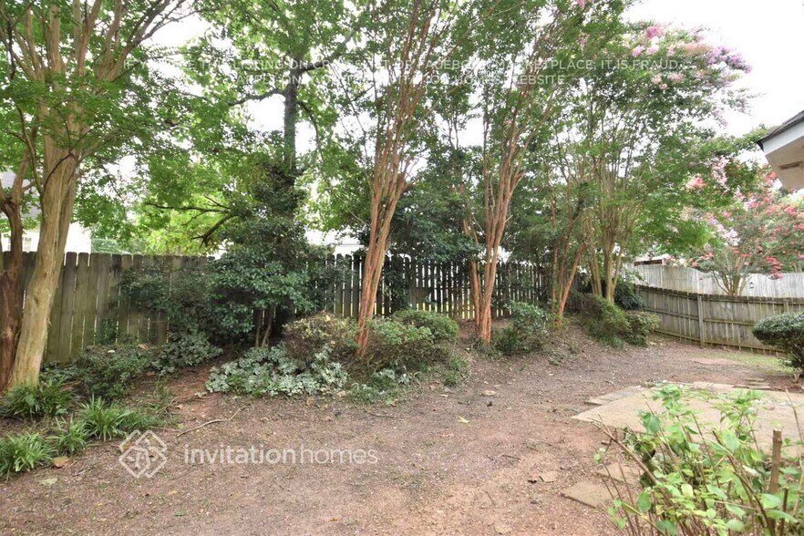 Building Photo - 510 Towne Ridge Way