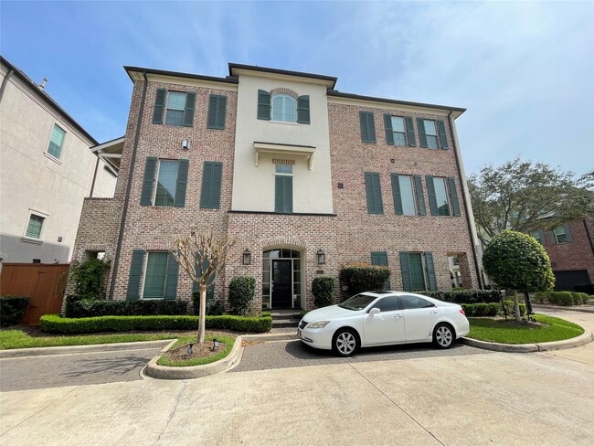 Building Photo - 15622 Broad St