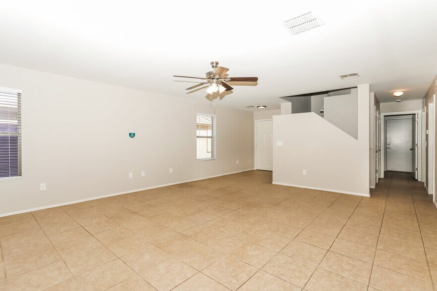 Building Photo - 11881 W Heyburn Dr