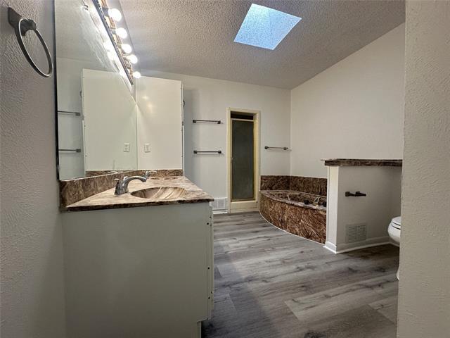 Building Photo - 2243 Stickhorse Ln