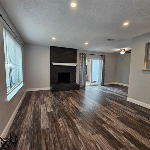 Building Photo - 3931 N Garland Ave