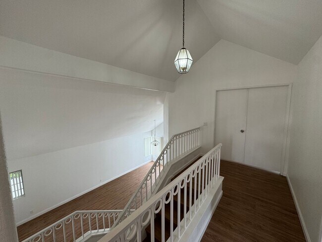 Building Photo - 1423 Portofino Dr