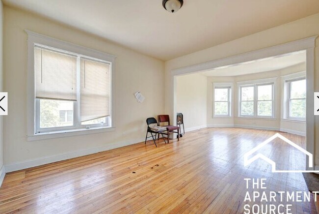 Building Photo - 1524 N Kedzie Ave