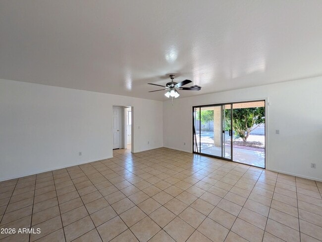 Building Photo - 6416 N 78th Ln