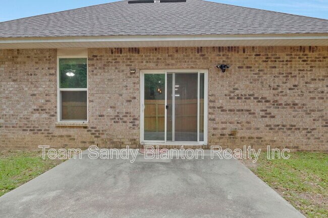 Building Photo - 5402 Parkside Dr