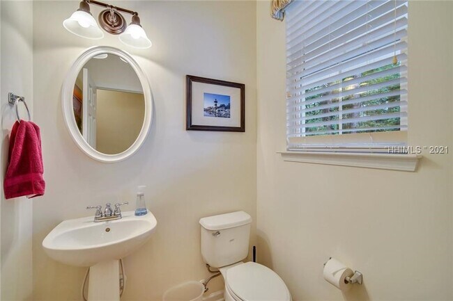 Building Photo - 27 Sugar Maple Ln