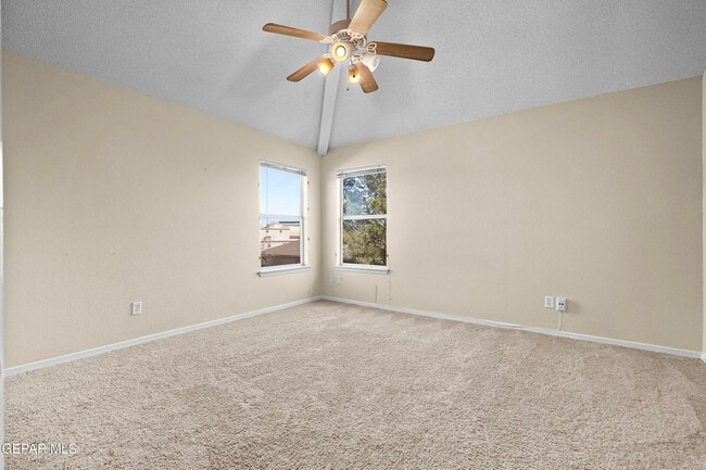 Building Photo - 3820 Tierra Campa Dr