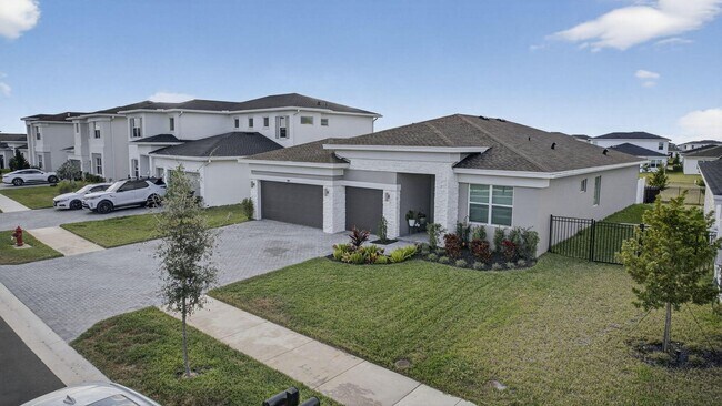 Building Photo - 1543 Stockbridge St