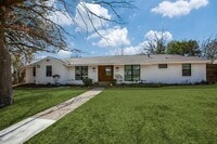 Building Photo - 9515 Dixie Ln