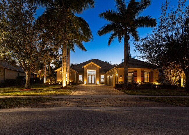 Building Photo - 3352 Siena Cir