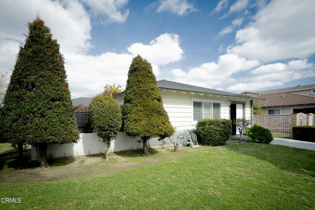 Building Photo - 851 Ivywood Dr