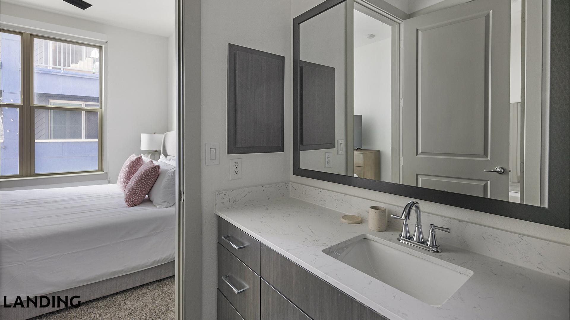 Building Photo - 3030 Summer St