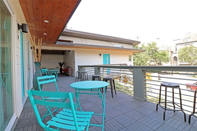 Building Photo - 2310 McDuffie St