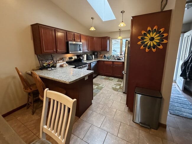 Building Photo - 1303 Trailside Ter