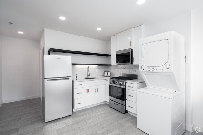 Building Photo - McAllen Apartments