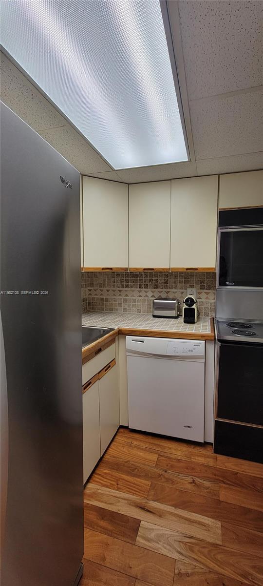 Building Photo - 800 West Ave