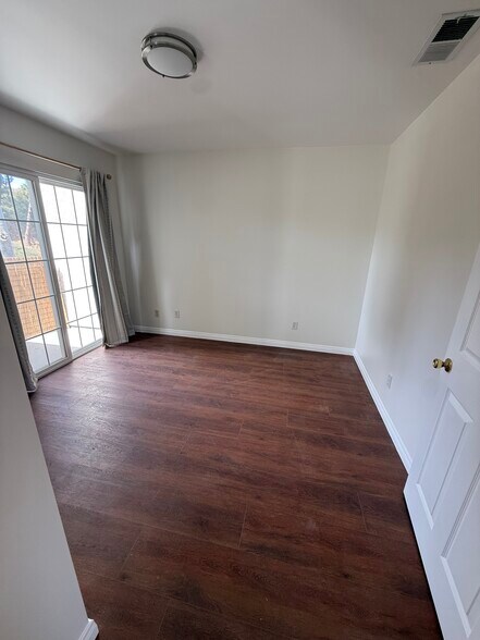 Building Photo - 2446 S Centinela Ave