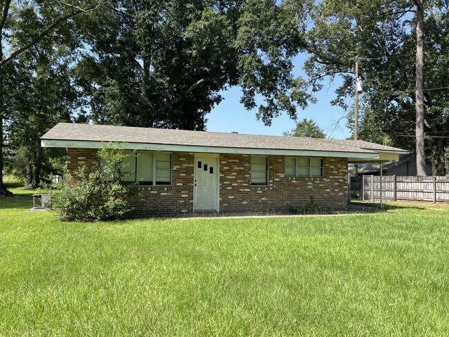 Building Photo - 12406 Burgess Ave