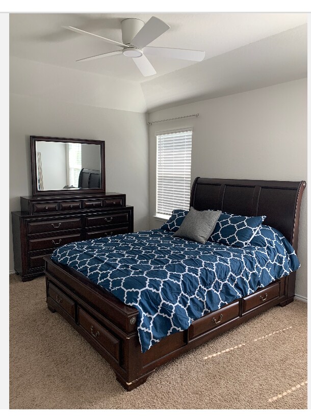 Master bedroom - 12010 Mulberry Crk