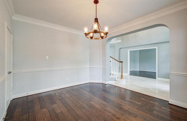 Building Photo - 1311 Hopkins Park Dr
