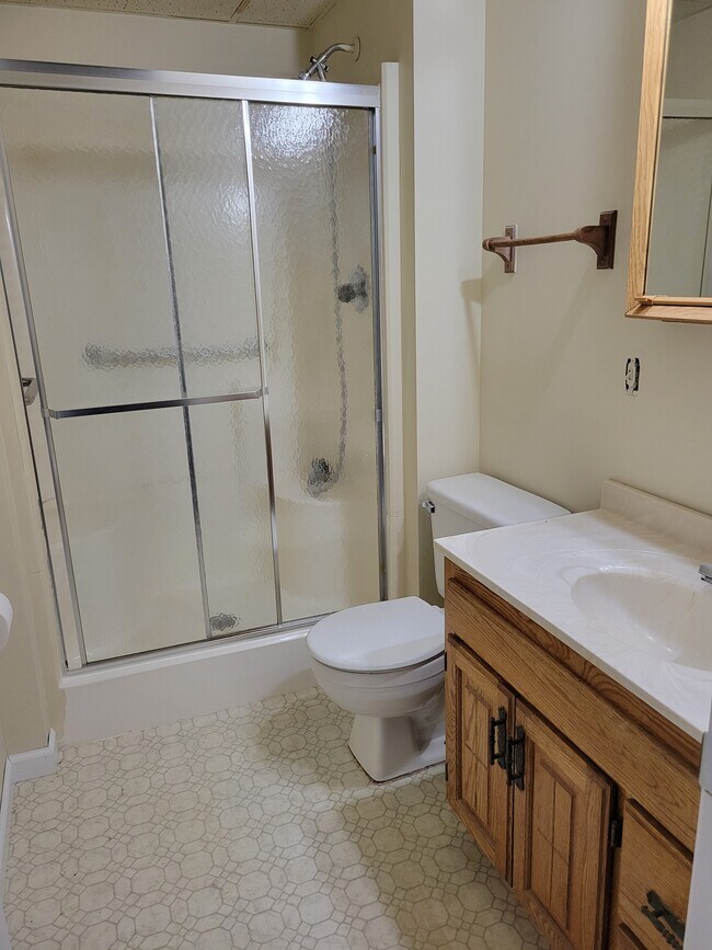 Building Photo - 11024 Swallow St NW