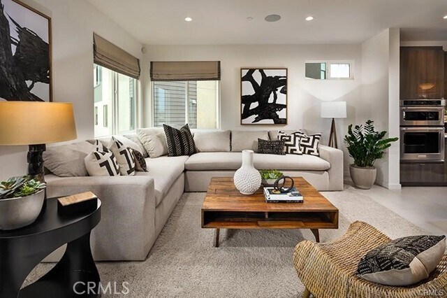 Building Photo - 1654 Pomona Ave