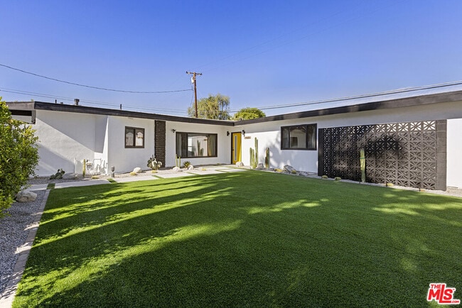 Building Photo - 44251 Russell Ln