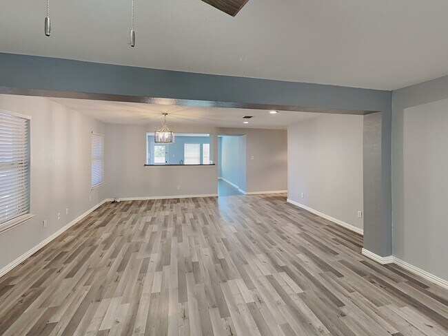 Building Photo - 3808 Bandera Ranch Rd