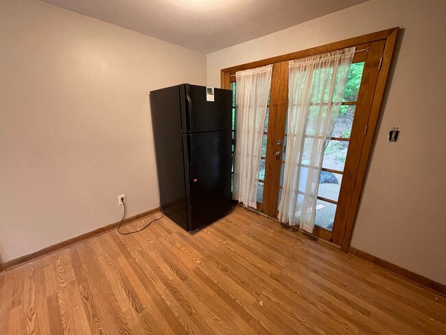 Building Photo - 3523 Conway Wallrose Rd