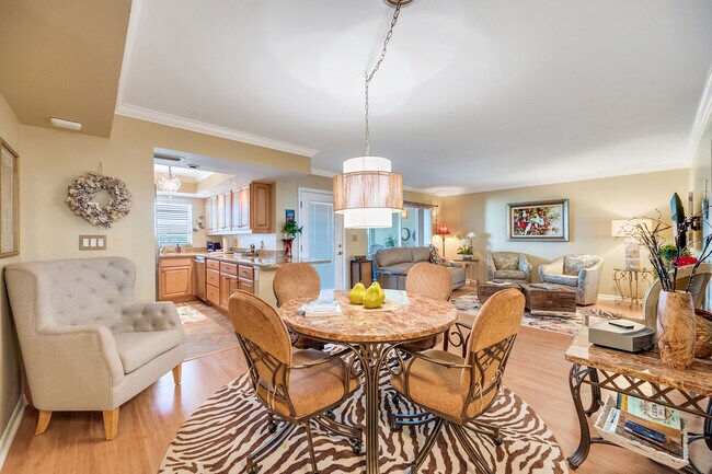 Building Photo - 3500 Gulf Shore Blvd N