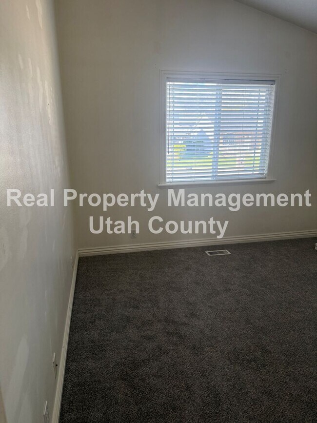 Building Photo - New Lower Price! Large Home in Lehi!