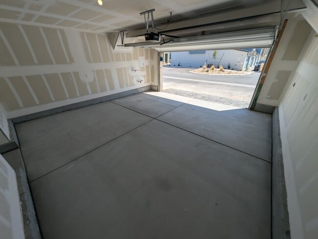 Building Photo - 9407 Verdon Mesa St