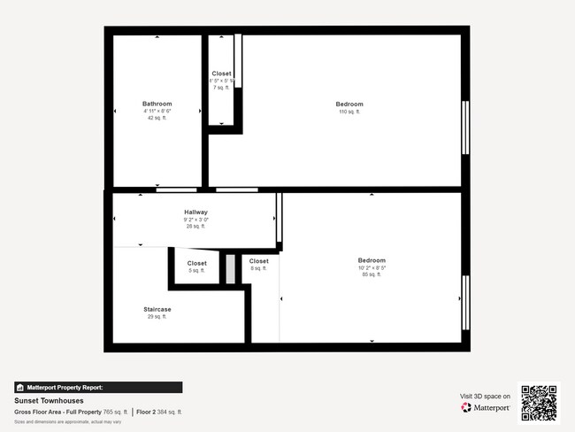 Building Photo - Elyria - updated 2 bedroom/1 bath townhouse.