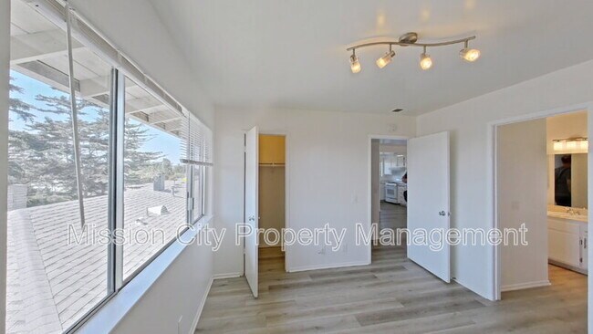 Building Photo - 7580 Cathedral Oaks Rd